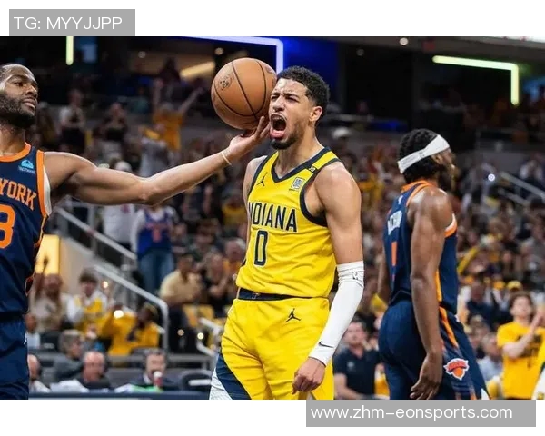 步行者与公牛激战正酣球场上演精彩对决引发球迷热议 步行者与公牛激战正酣球场上演精彩对决引发球迷热议