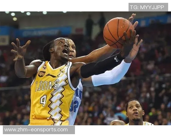 骨头收集者与马布里之间的对决谁能在篮球场上笑到最后